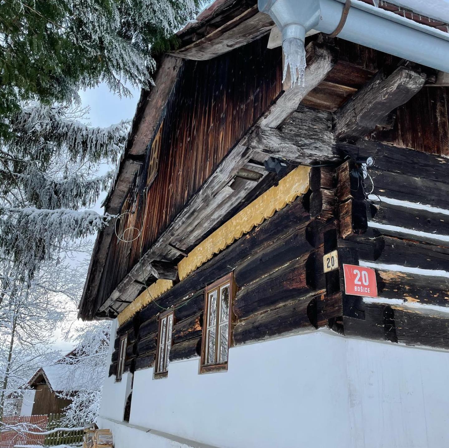 Malebná chalupa u Javorníku na Šumavě Vacov Exteriér fotografie